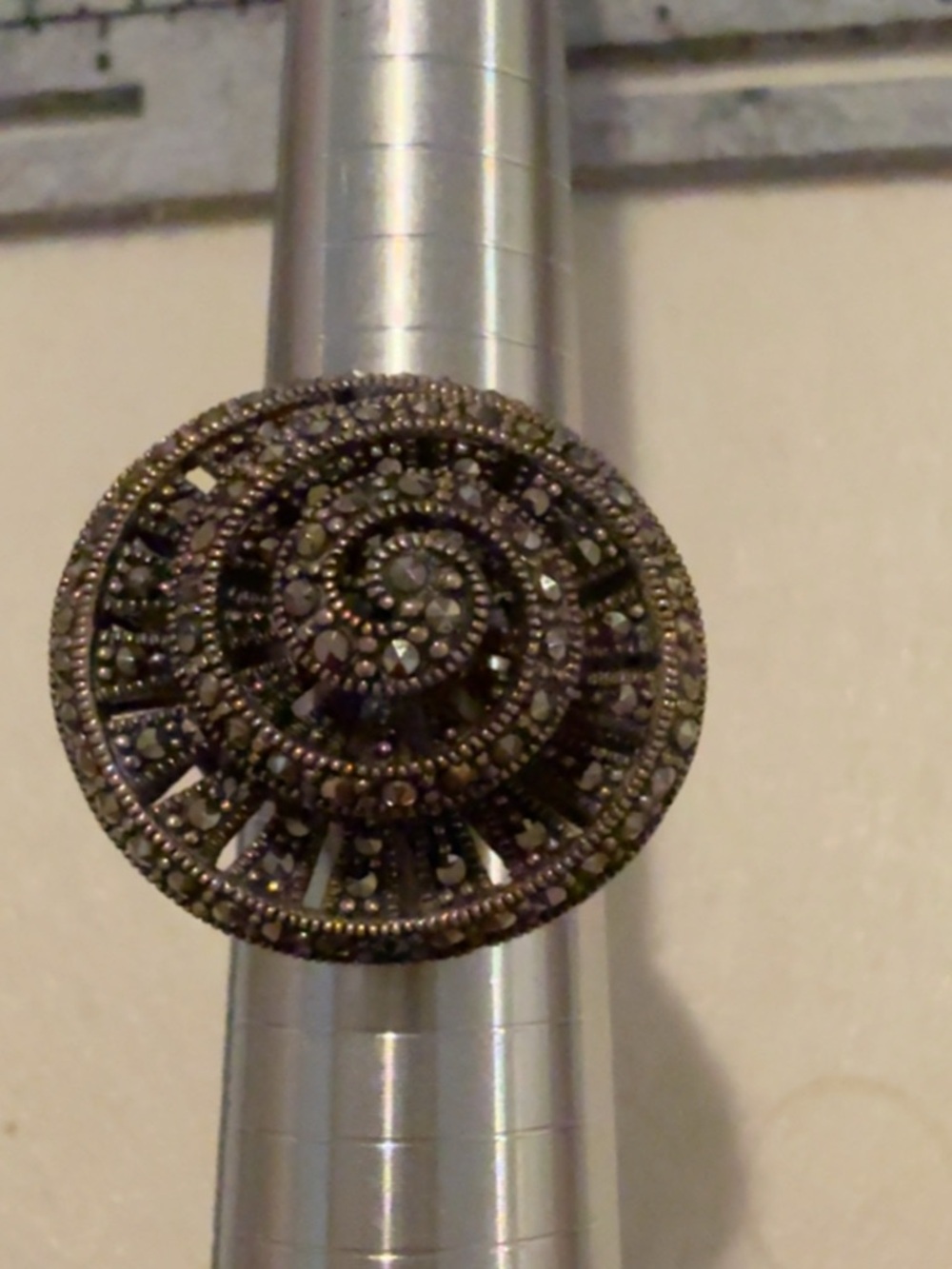 Antique-Style Round Marcasite Statement Ring - Metallic